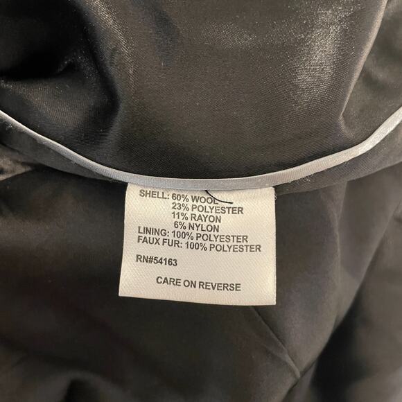 Calvin Klein Long Wool Black Overcoat Faux Fur Collar & Belt Women's Size 4 - Picture 6 of 7